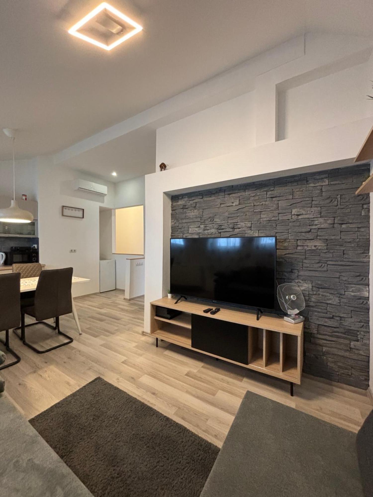 Albert Apartments Zagreb Airport Велика Гориця Екстер'єр фото